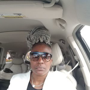 Meet your Posher, Shelly